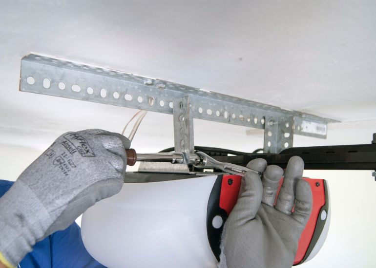 garage-door-opener-repair-image-Garage-Door-Pros-MI garage door opener repair